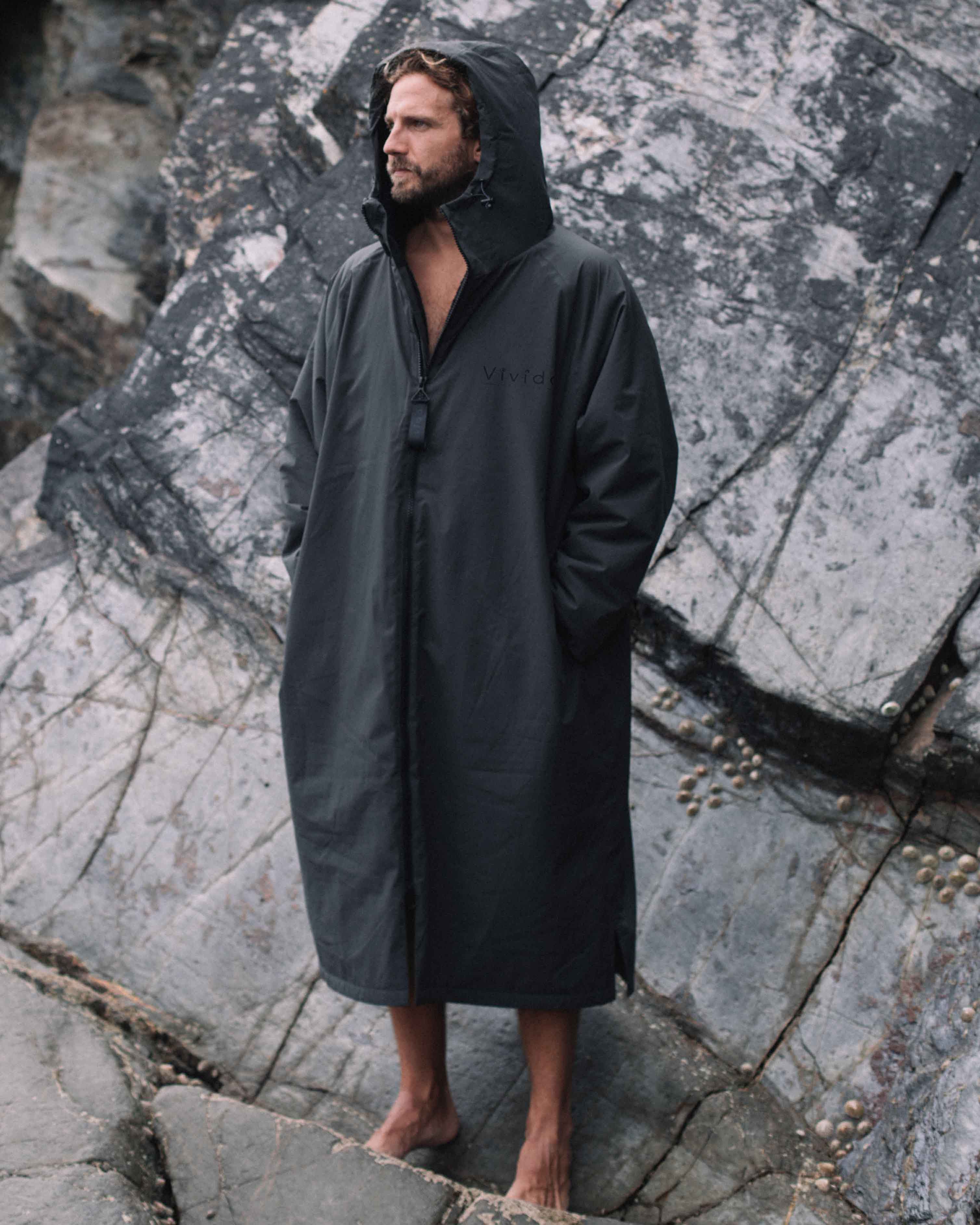 Weatherproof Changing Robe All-Weather Sherpa Black Changing Robe – Vivida Lifestyle
