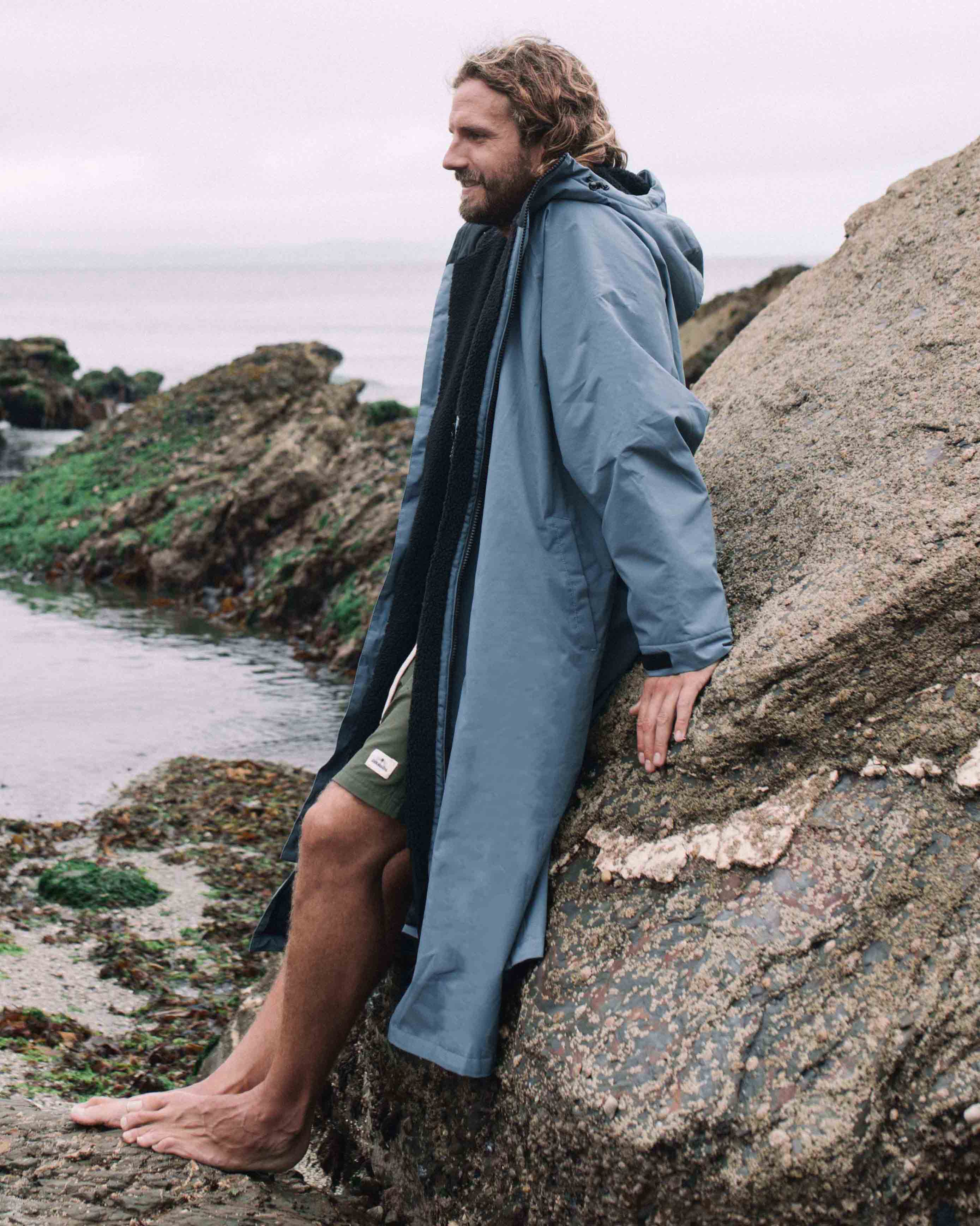 Sherpa Lined Changing Robe - Mineral Blue – Vivida Lifestyle