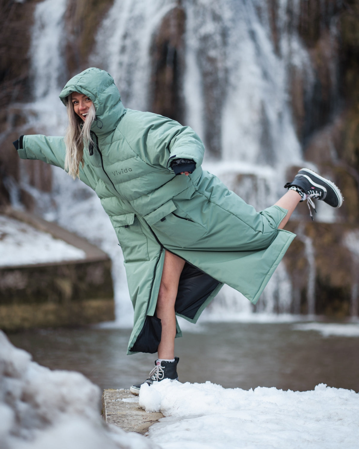 Puffer Drying & Changing Robe - Aventurine Green – Vivida Lifestyle