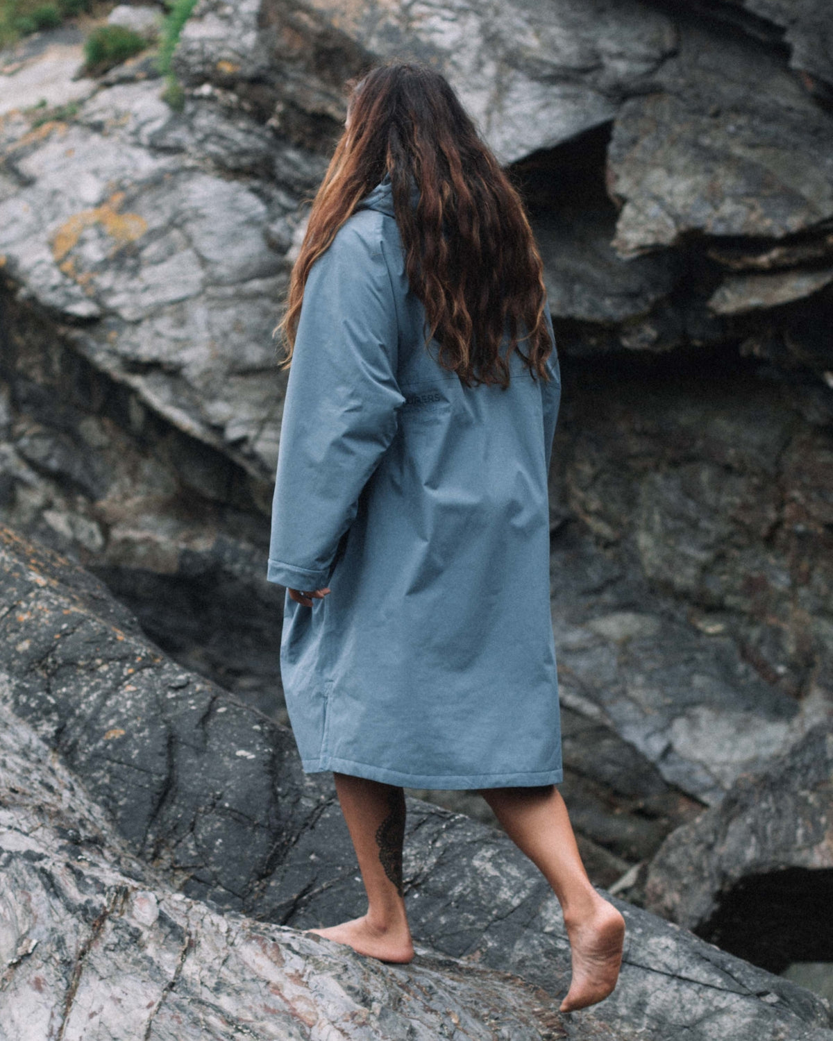 Sherpa Lined Changing Robe - Mineral Blue – Vivida Lifestyle