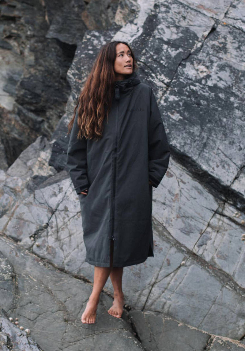 Lead_women - All Weather Sherpa Changing Robe - Fossil Grey